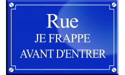 Rue je frappe avant d'entrer - 20x13,2cm - Sticker/autocollant